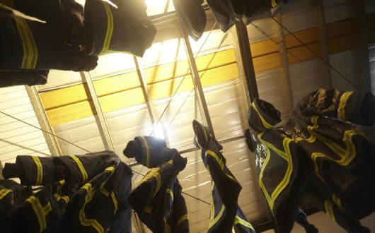 Drying (Correct care of firefighting suits)